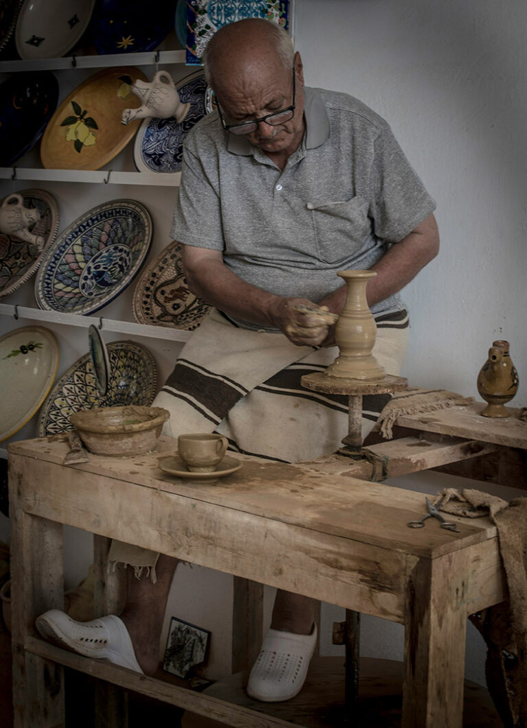 Abdallah Tounekti - pottery maker